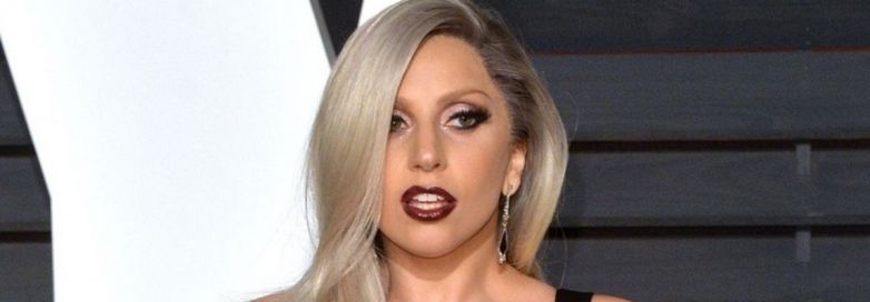Lady Gaga ci trascina nell&#039;incubo colorato dei suoi disturbi mentali con &quot;911&quot;