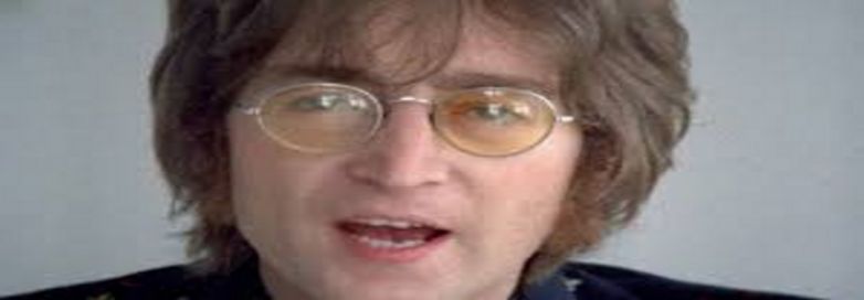 80 anni fa nasceva John Lennon, rivoluzionario del pop che sognava la pace