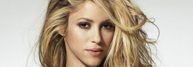Shakira lancia il nuovo singolo e debutta con un look tutto nuovo