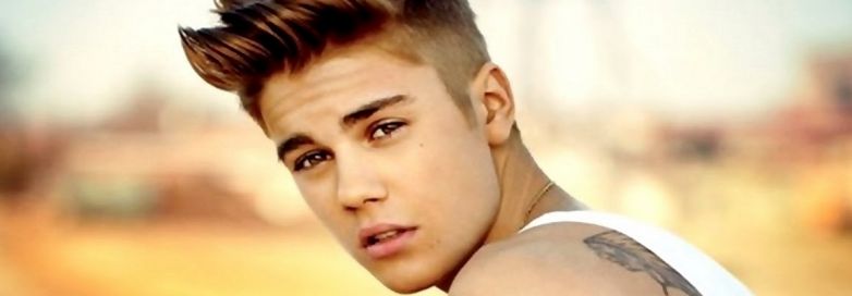 Justin Bieber cancella tutti i concerti e dal suo rifugio dorato bacia Hailey